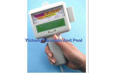 Acqua di plastica pH/tester del CL2 per le piscine e le stazioni termali con la batteria